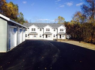369 W Sand Lake Rd, Wynantskill, NY 12198