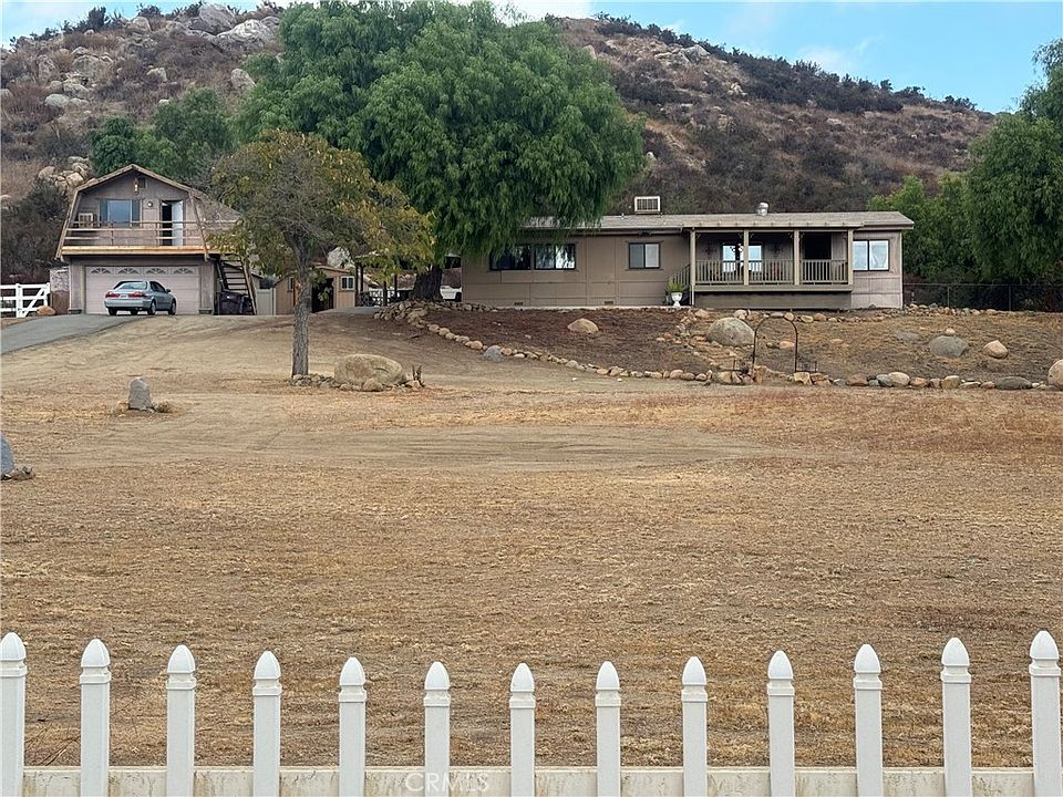 1st image of 26260 Hayden Ln