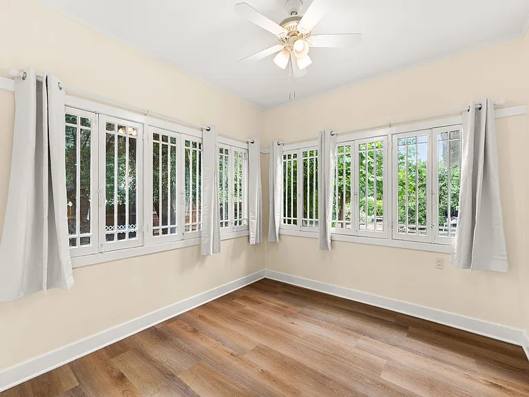 507 N Vine Ave — Photo 11