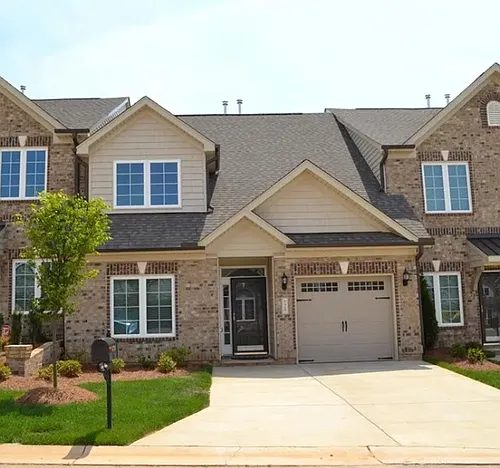 1618 Cedar Hill Way Photo 1