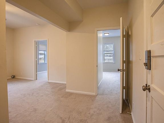 2nd image of 228 Summerlee Ave