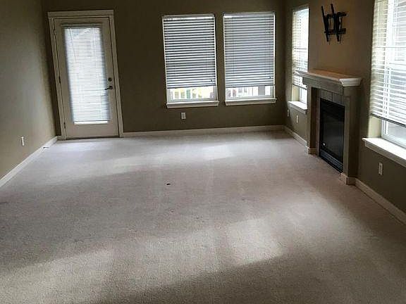 3rd image of 1863 McNeil Cir #C-1