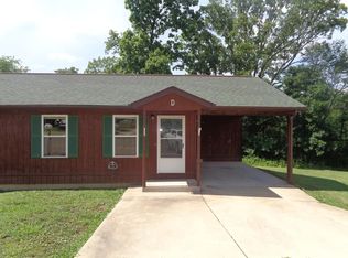 1762 N Mapleshade Rd #D, Cuba, MO 65453