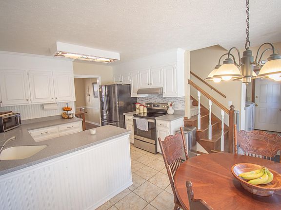 5th image of 2331 Casaba Dr