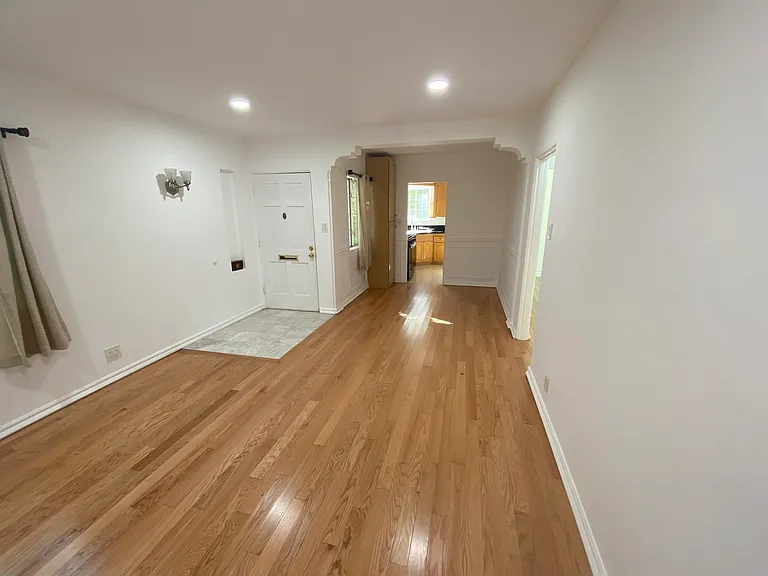 2710 Stoner Ave — Photo 30