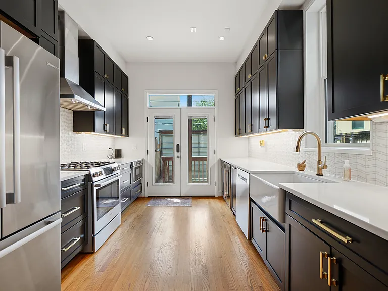 632 Q St NW — Photo 13
