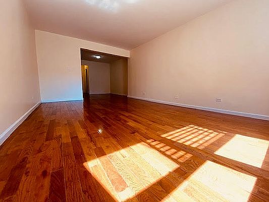 4th image of 35-05 Parsons Blvd #4KK