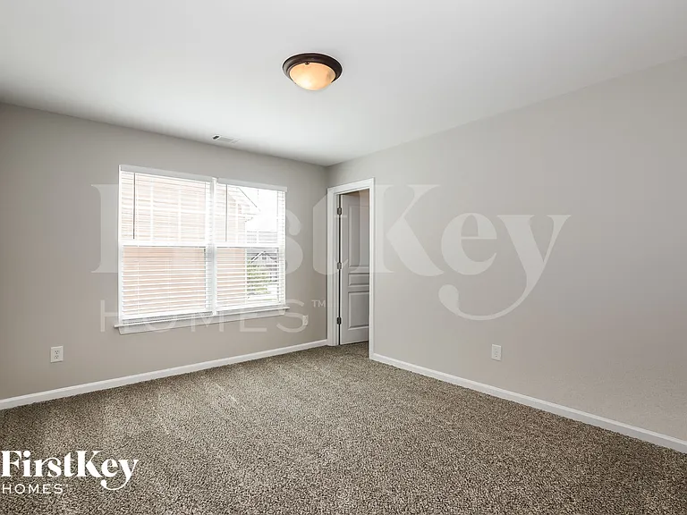 1490 Scenic View Trce — Photo 9