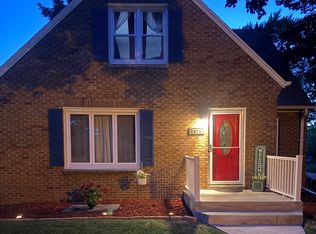 (Undisclosed Address), Milwaukee, WI 53215