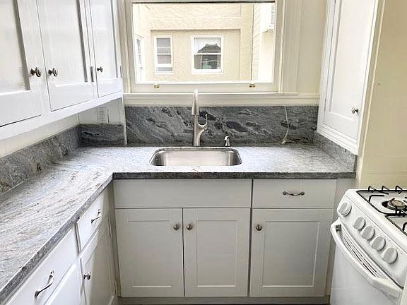 2nd image of 1745 Pacific Ave #403