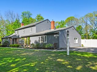 11 Fern Ave, Amesbury, MA 01913