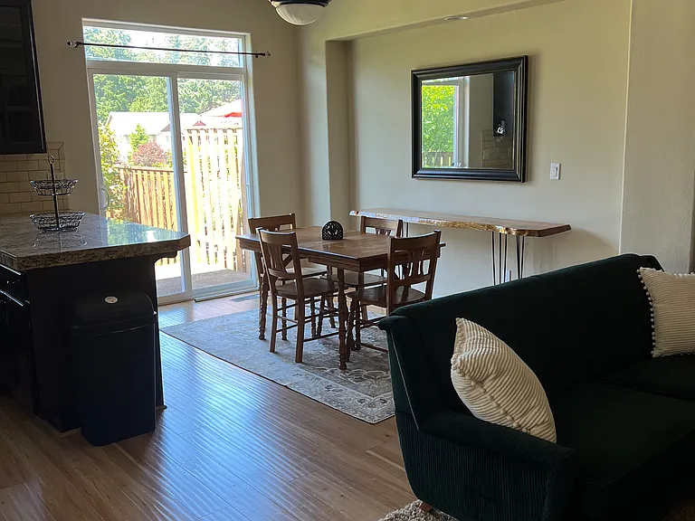 13977 Passage Pkwy — Photo 3