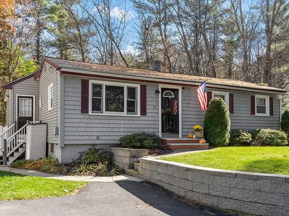 10 Martens St, Wilmington, MA 01887