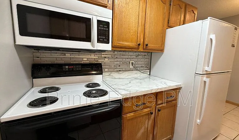 1109 N 28th St #1 — Photo 11