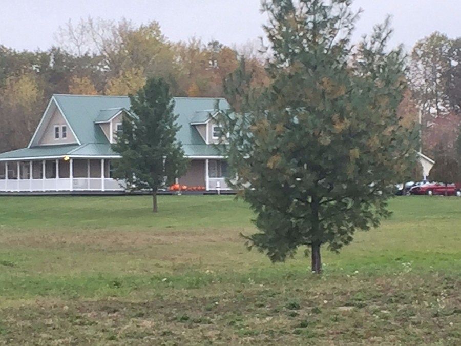 2nd image of 5855 Belle River Rd