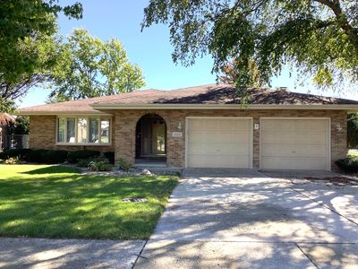 1022 Grandview Dr, New Lenox, IL, 60451