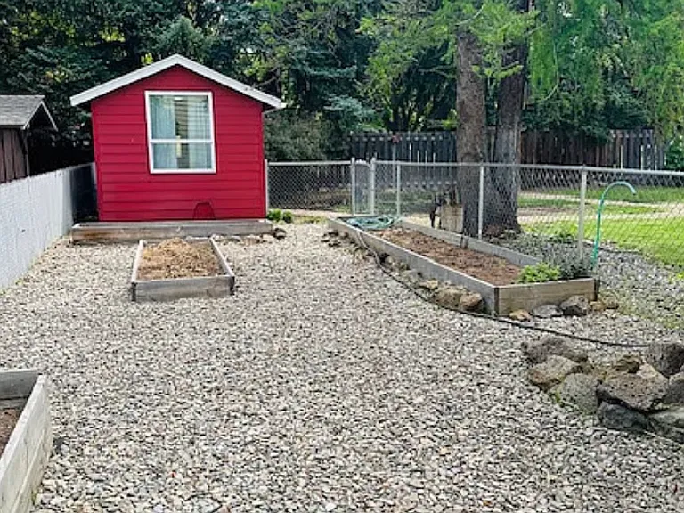2410 NE Shepard Rd — Photo 12