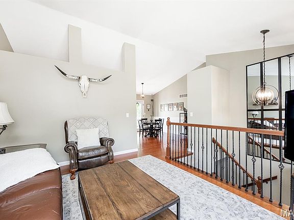 4th image of 78 Englewood Dr