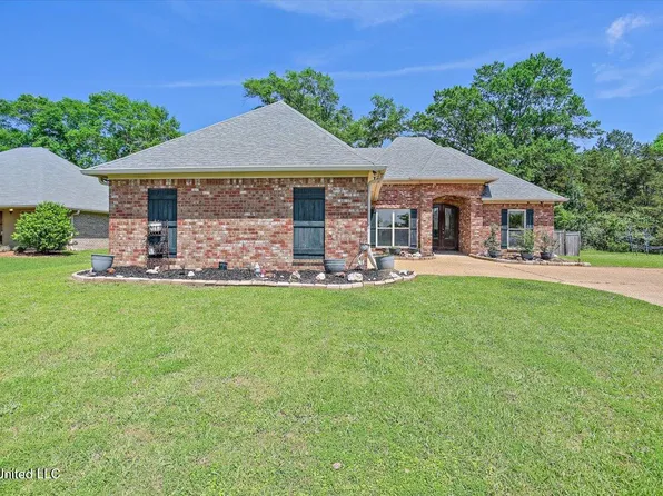 153 Millhouse Dr, Madison, MS 39110