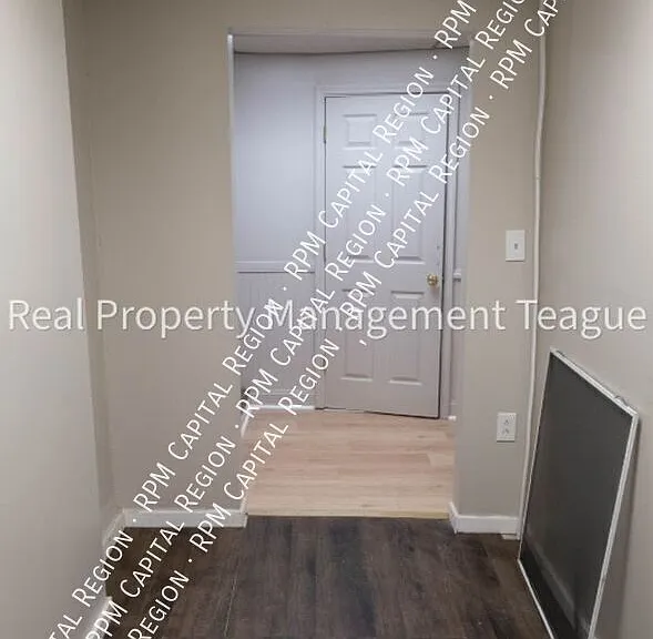 1 S Main St #1 — Photo 15