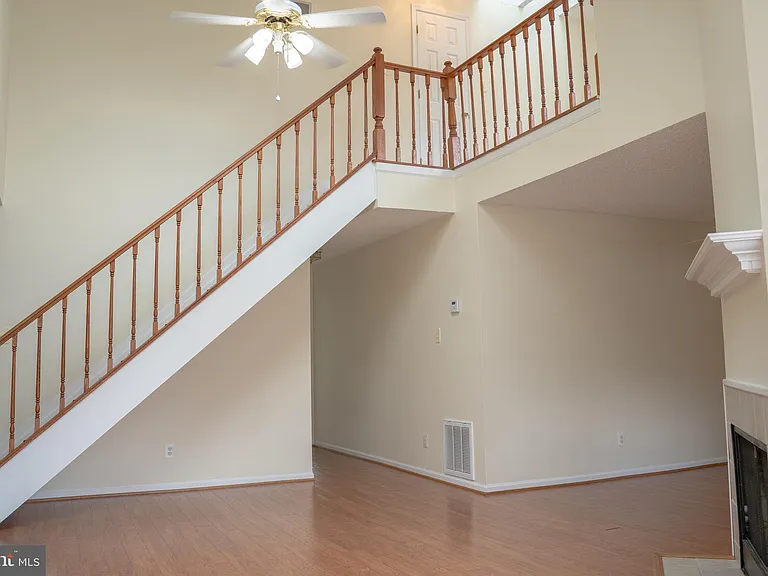 12101 Greenwood Ct #301 — Photo 40