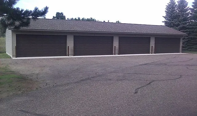 153423 Lodgepole Avenue - Apt 4 — Photo 3