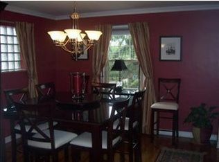 806 Fruithurst Dr, Pittsburgh, PA 15228