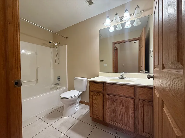 3444 W Dorchester Rdg #D — Photo 5