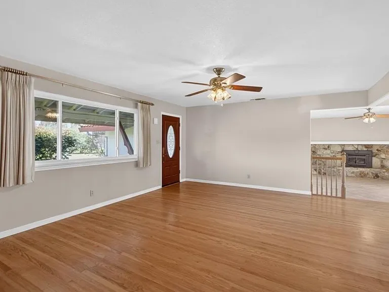 3167 Baseline Rd — Photo 20