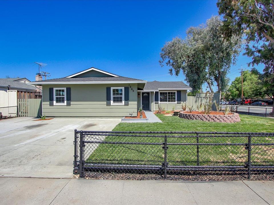 1st image of 1665 Aldrich Way