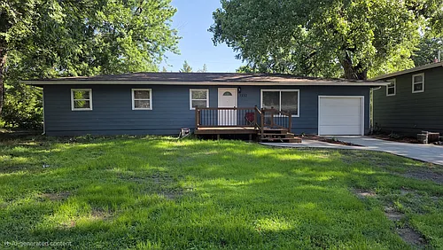 7332 W Quail Ln Photo 1