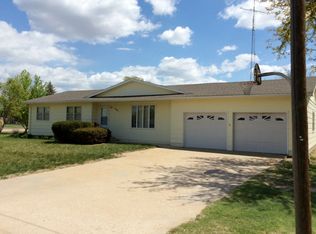 240 Center St, Agra, KS 67621