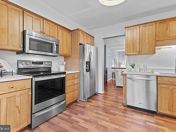 3rd image of 4328 Marjoram Ct