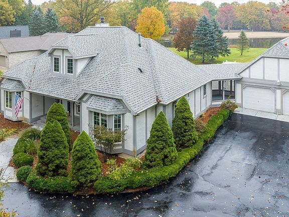 5th image of 6882 Mayfair Dr