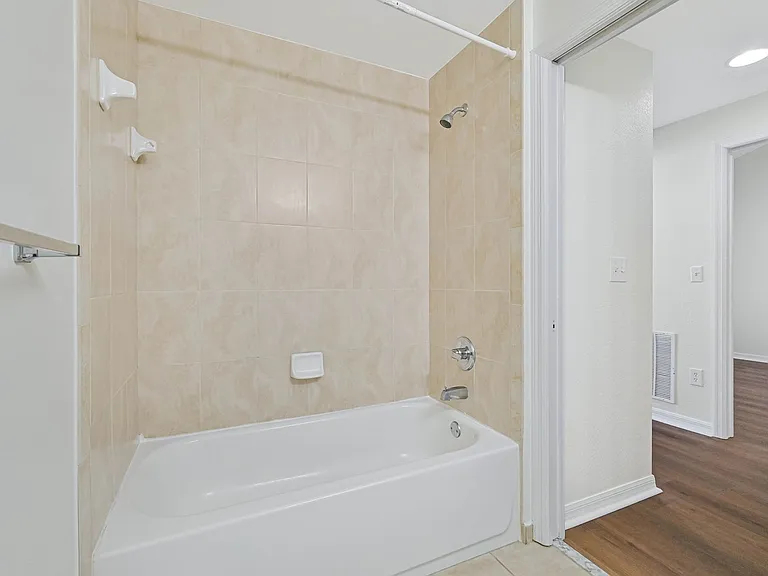 8546 Bernwood Cove Loop #1104 — Photo 19