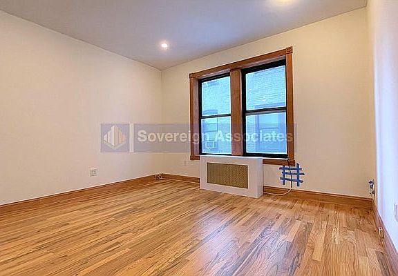 4th image of 295 Convent Ave #30