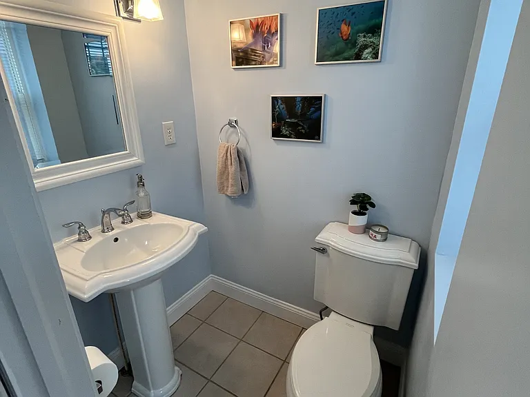 1428 Oak St NW #1 — Photo 12