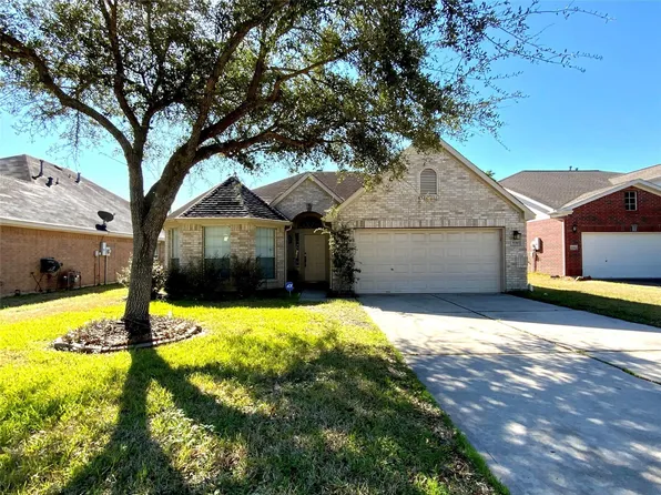 8310 Diamond Way Ct, Pearland, TX 77584