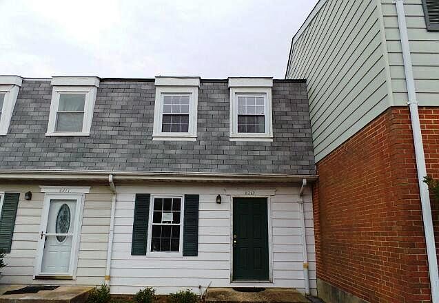 1st image of 8213 Tomlinson Ct