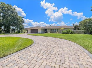 10850 SW 25th St, Davie, FL 33324