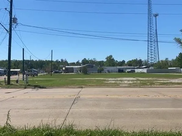 421 Tunica Dr W #29-30, Marksville, LA 71351