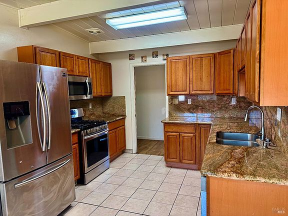 2nd image of 701 Corlano Avenue