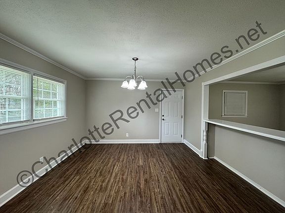 3rd image of 105 Clegg St