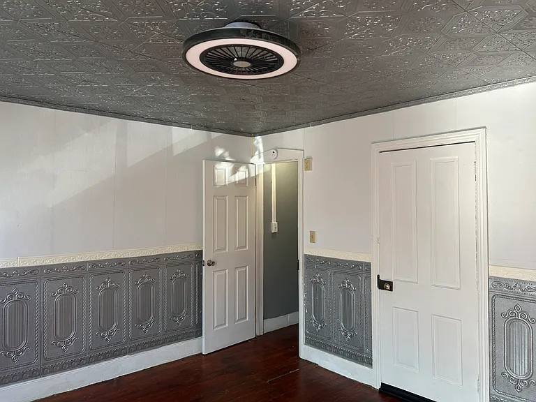 151 S 3rd St #151 — Photo 9