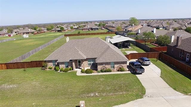 1st image of 2904 Thousand Oaks Dr