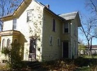 312 Elm St, Marengo, IL 60152
