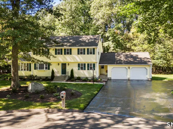 25 Wagon Hill Lane, Avon, CT 06001