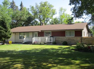 450 Main Ave, Edinburg, ND 58227