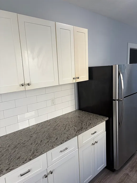 1 bed, 1.0 bath, 500 sqft, $1,800 — Photo 2