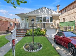 16029 21st Rd, Whitestone, NY 11357